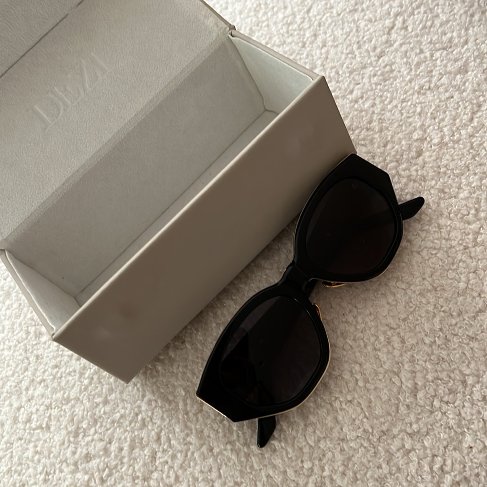 Dezi sunglasses